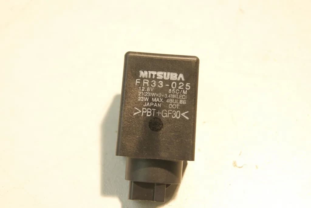 HONDA NC 750 XD RC72 BLINKRELAIS BLINKGEBER