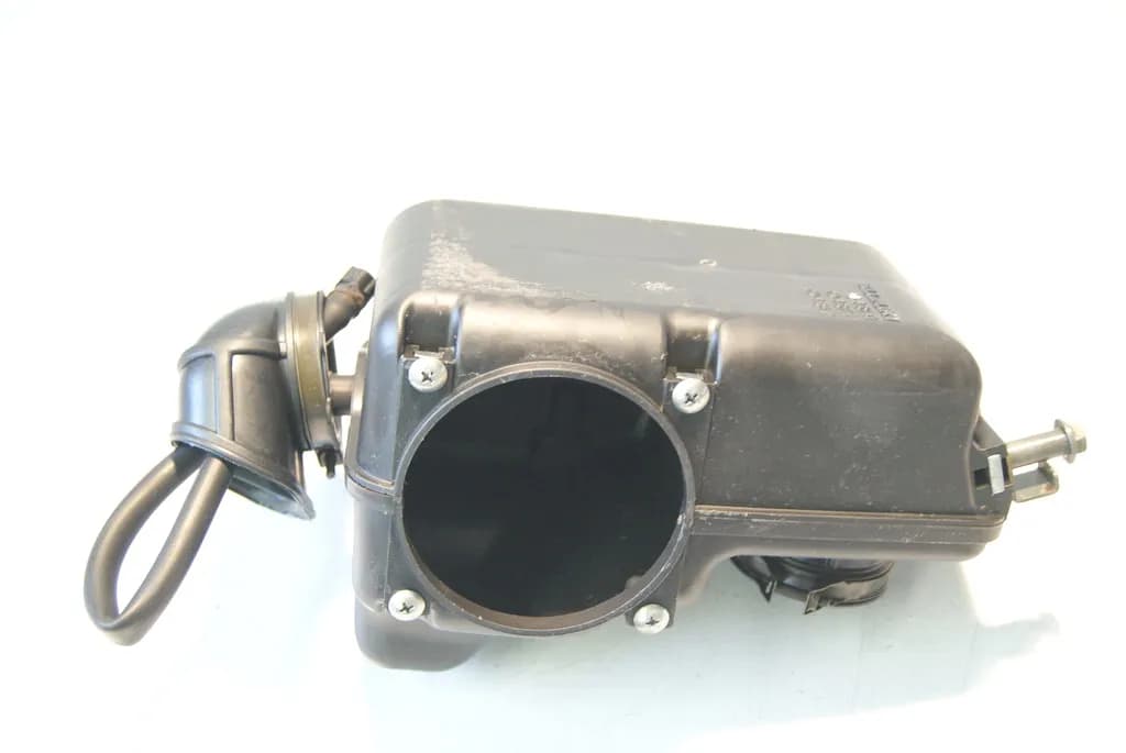 SUZUKI VZ 800 AF MARAUDER AIRBOX HINTEN LUFTFILTERKASTEN