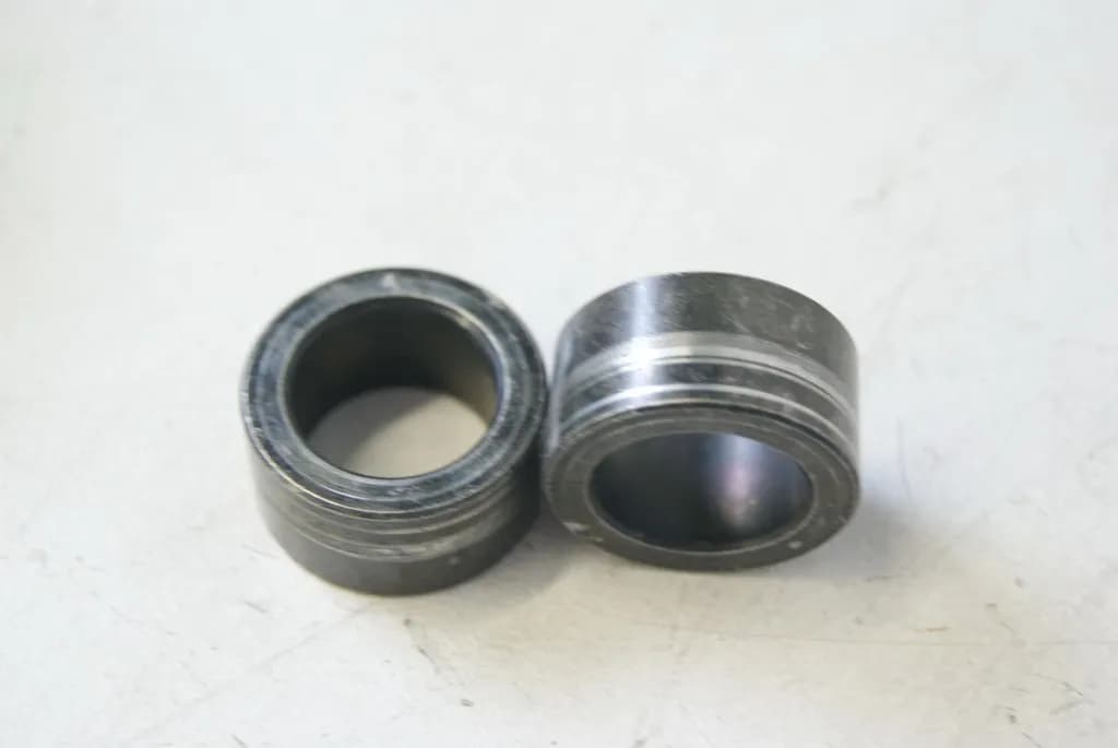 KAWASAKI Z 1000 ZRT00D DISTANZHÜLSE FELGE VORN