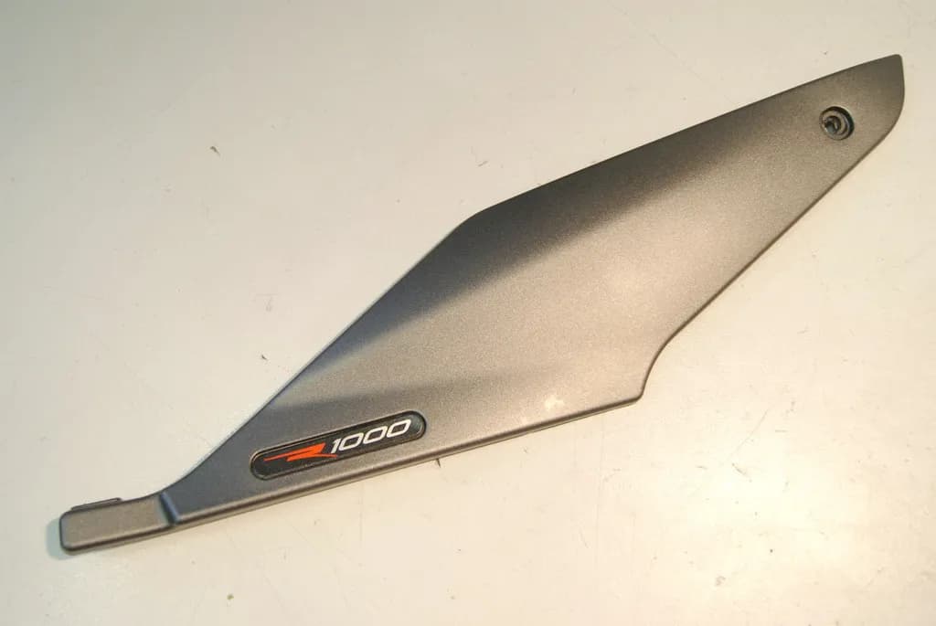 APRILIA RSV 1000 RR ZD4RR VERKLEIDUNG RECHTS TANK SEITENDECKEL