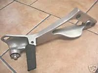 YAMAHA TDM 850 3VD FUßRASTENPLATTE SOZIUS RECHTS 91-95