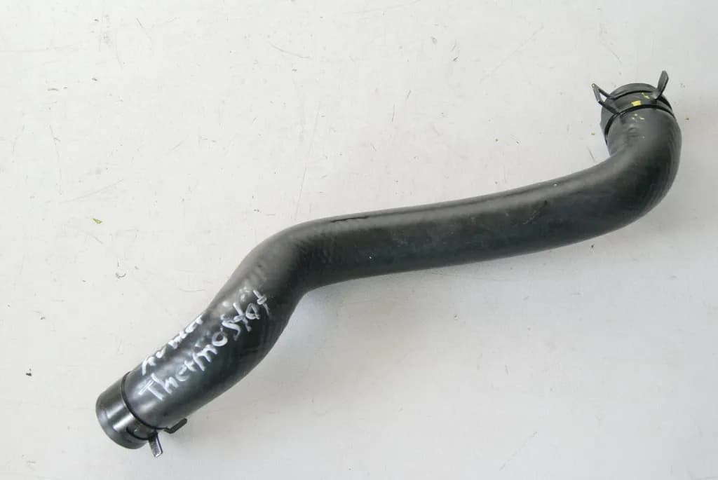 HYOSUNG GT 650 i.R. 51E KÜHLERSCHLAUCH THERMOSTAT KÜHLER