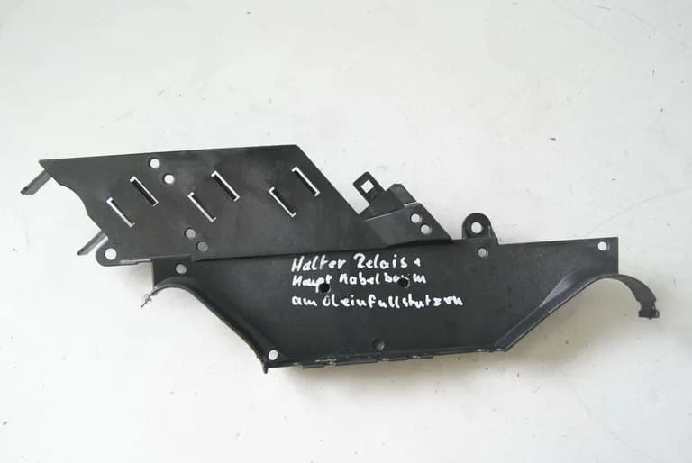 BMW F 650 CS K14 SCARVER HALTERUNG RELAIS KABELBAUM