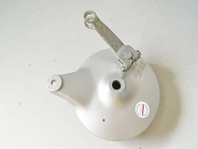 SUZUKI VL 125 WVA4 INTRUDER BREMSTROMMEL BREMSANKER