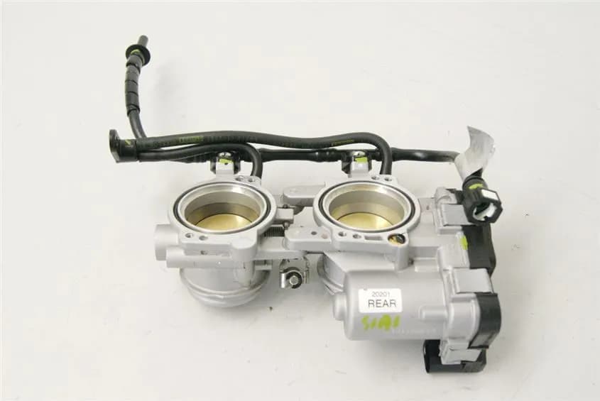 APRILIA TUONO V4 R 4TY EINSPRITZANLAGE REAR INJECTION DROSSELKÖRPER