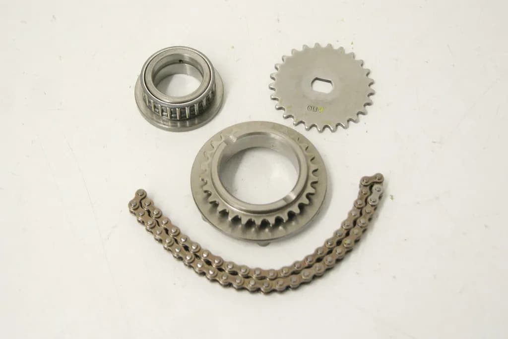 TRIUMPH DAYTONA 600 806LW ZAHNRAD ÖLPUMPE RITZEL KETTE