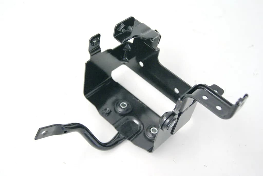 SUZUKI SFV 650 A WVCX GLADIUS ABS HALTERUNG ABS PUMPE HALTER TRÄGER