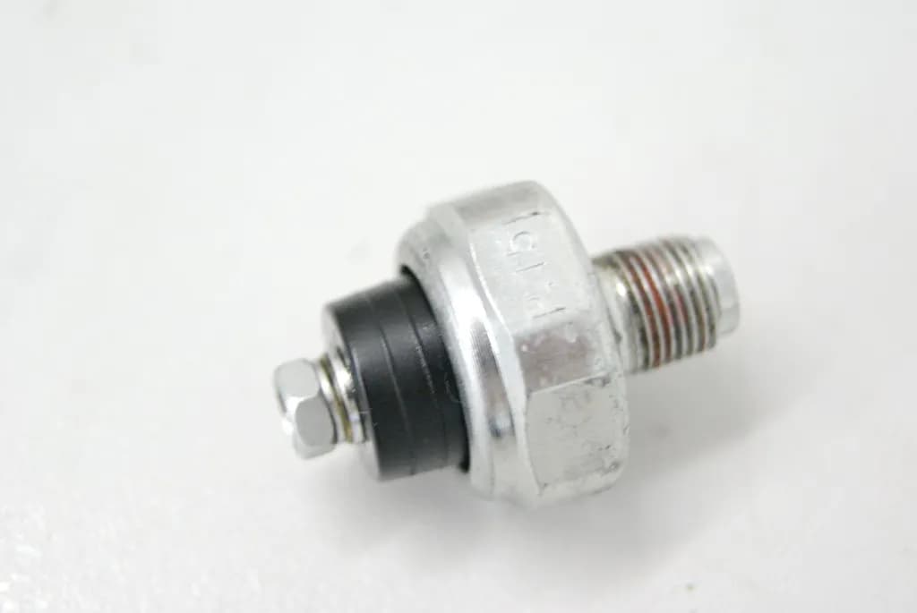 SUZUKI SFV 650 A WVCX GLADIUS ABS ÖLDRUCKSCHALTER