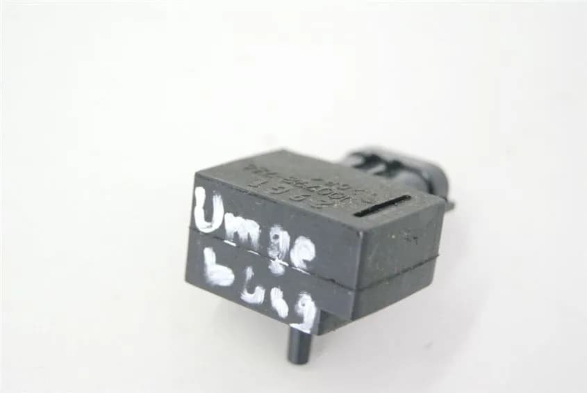 SUZUKI GSX-R 750 WVCW DRUCKSENSOR 29G1 SENSOR PRESSURE