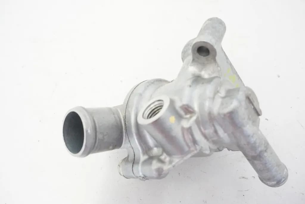 HONDA CBR 600 RR PC40 ABS THERMOSTAT THERMOSTATGEHÄUSE