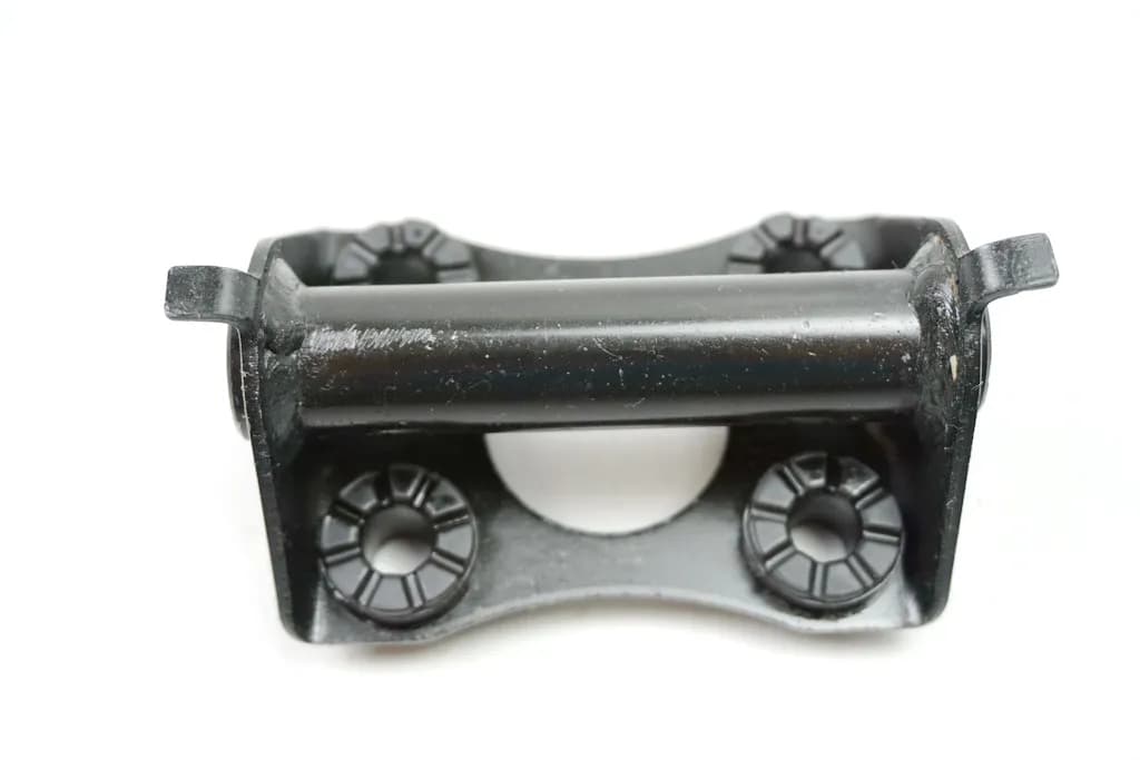 SUZUKI GSX-R 600 WVCV HALTERUNG TANK HINTEN TANKHALTER