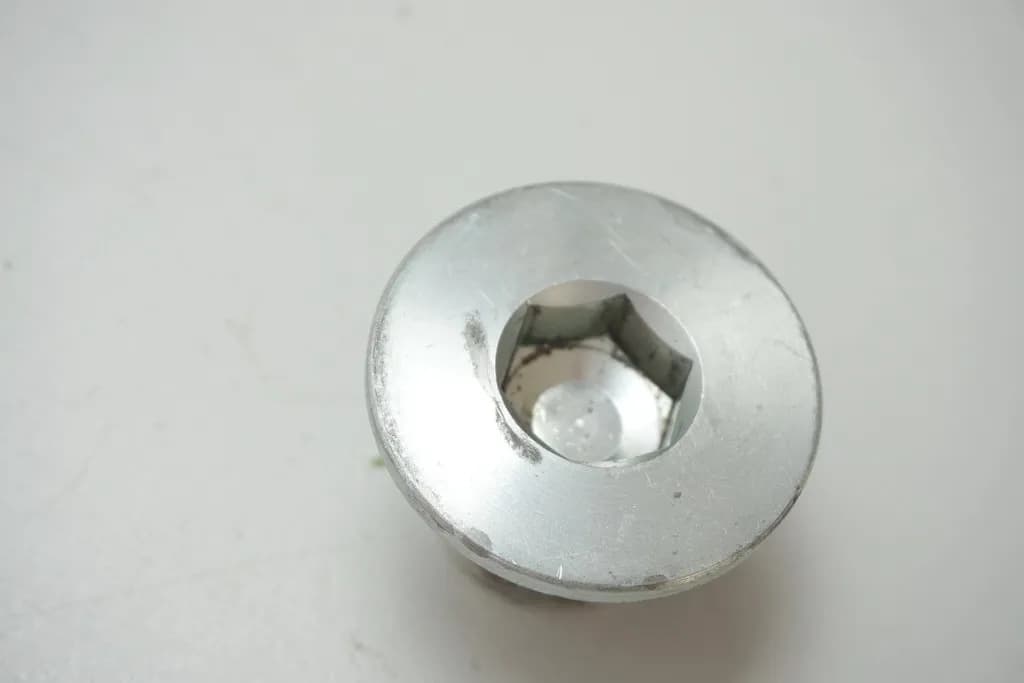 YAMAHA YP 400 RA SH07 X MAX VERSCHLUSS STOPFEN GABEL SCHRAUBE