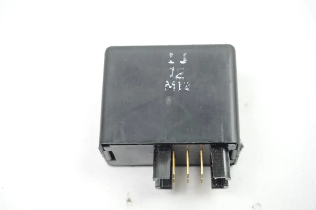 SUZUKI GSX-R 600 WVCE BLINKRELAIS BLINKGEBER