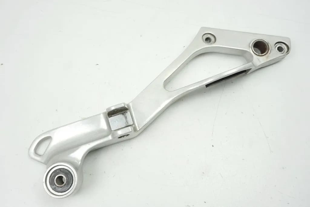 YAMAHA TDM 850 4TX FUßRASTENPLATTE SOZIUS RECHTS FOOTREST