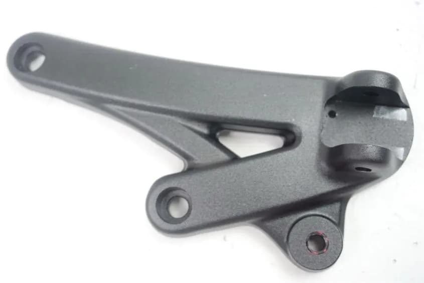 DUCATI DIAVEL 1200 CARBON G1 03 AA FUßRASTENTRÄGER FAHRER LINKS FOOTREST