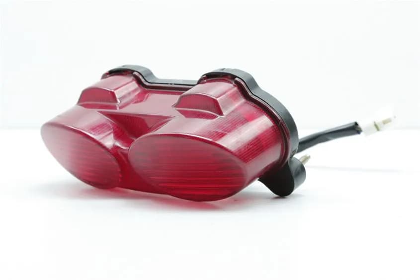 KAWASAKI ZR-7 ZR750F RÜCKLICHT TAIL LIGHT REAR