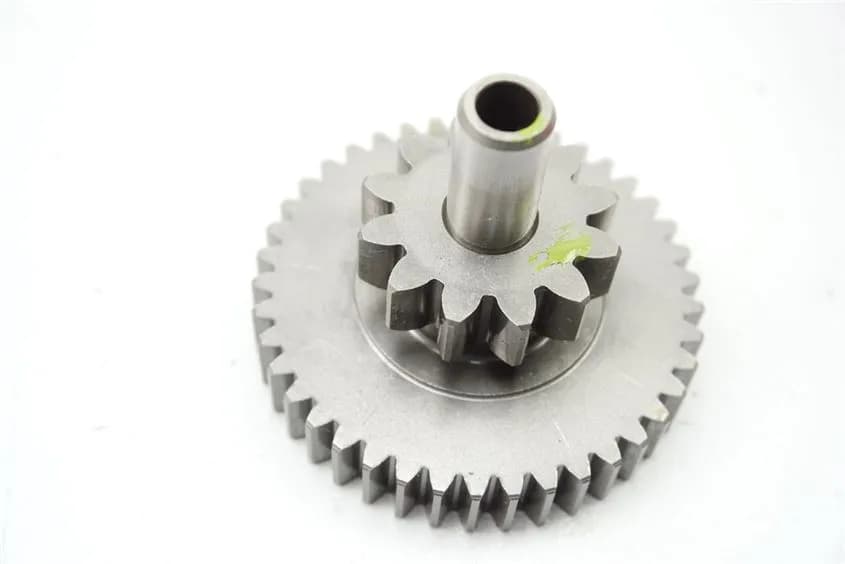 SUZUKI VL 800 C WVBM JS1BM11 INTRUDER ZAHNRAD ANLASSER REDUKTION ZWISCHENRAD