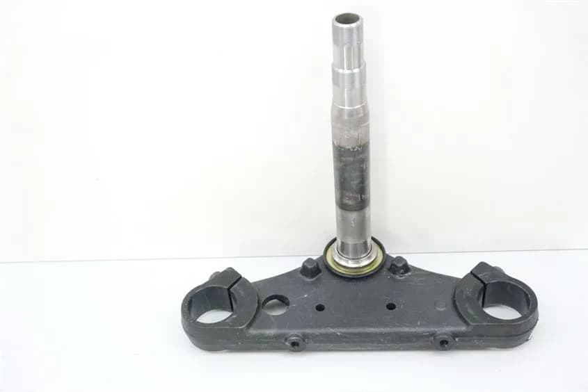 SUZUKI VL 800 C WVBM JS1BM11 INTRUDER GABELBRÜCKE UNTEN GABEL FORK