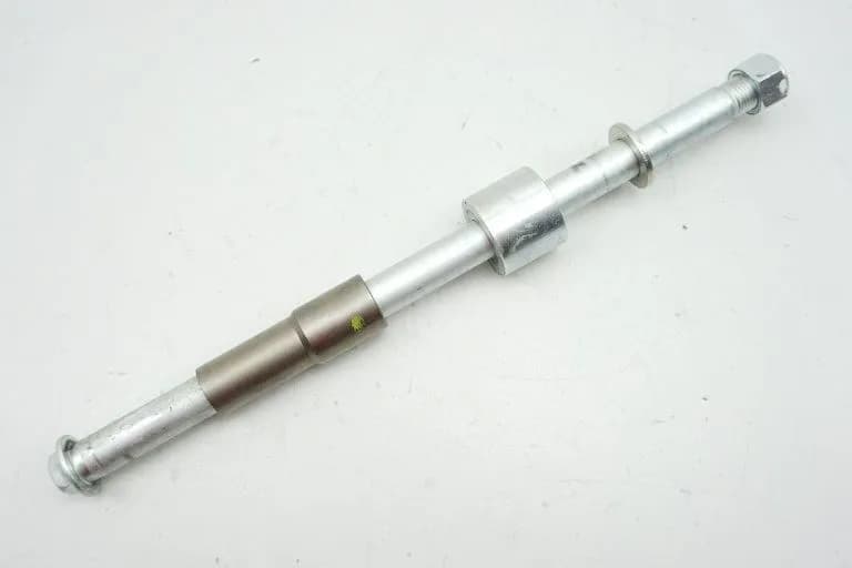 SUZUKI VL 800 C WVBM JS1BM11 INTRUDER STECKACHSE HINTEN ACHSE DISTANZ