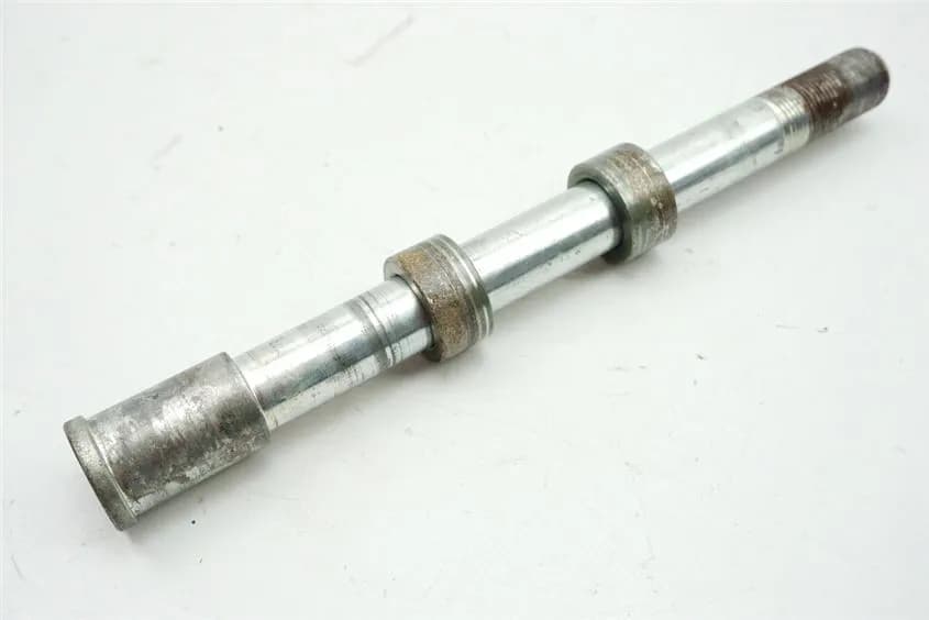 KAWASAKI ER-6 N ER650A STECKACHSE VORN ACHSE DISTANZEN