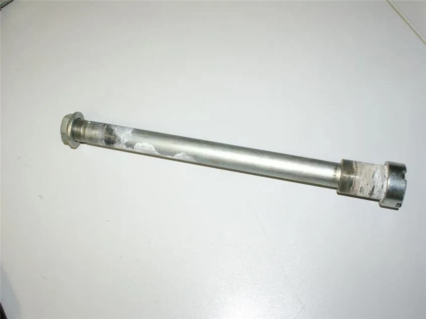 KAWASAKI ZX-6R 636 B SCHWINGACHSE ACHSE SCHWINGE