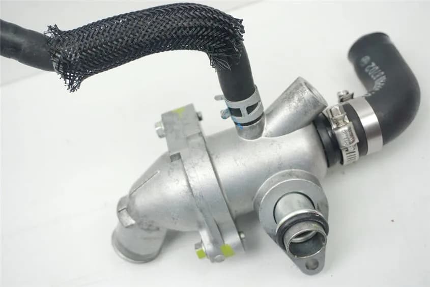 SUZUKI M 1500 VZ INTRUDER WVCU THERMOSTAT THERMOSTATGEHÄUSE