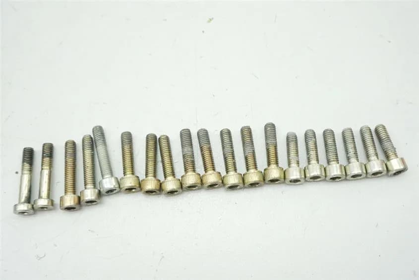 DUCATI 944 ST2 SCHRAUBEN LIMADECKEL