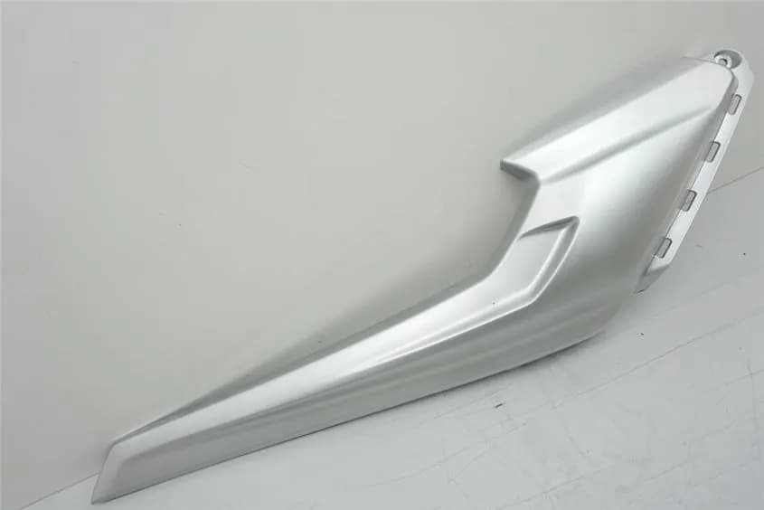 TGB X MOTION 125 CU8 VERKLEIDUNG FUßRAUM RECHTS ABDECKUNG COVER SEITENDECKEL