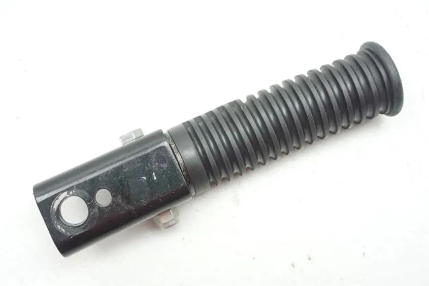 KAWASAKI LTD 450 EN 450 A FUßRASTE SOZIUS RECHTS FOOTREST