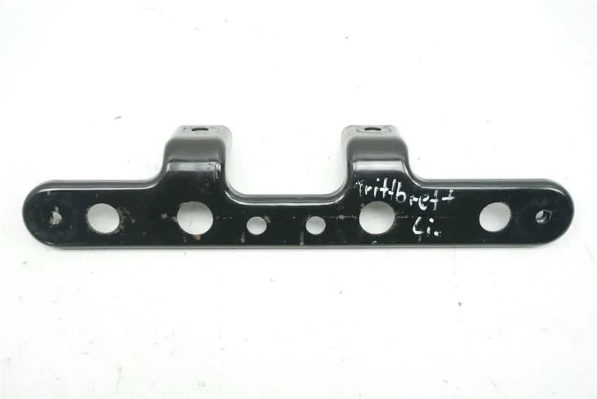 SUZUKI AN 650 ABS WVBU BURGMAN HALTER TRITTBRETT LINKS STREBE