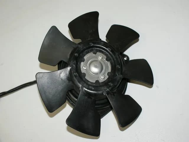 SUZUKI GSX-R 600 WVBG LÜFTERRAD LÜFTER KÜHLER