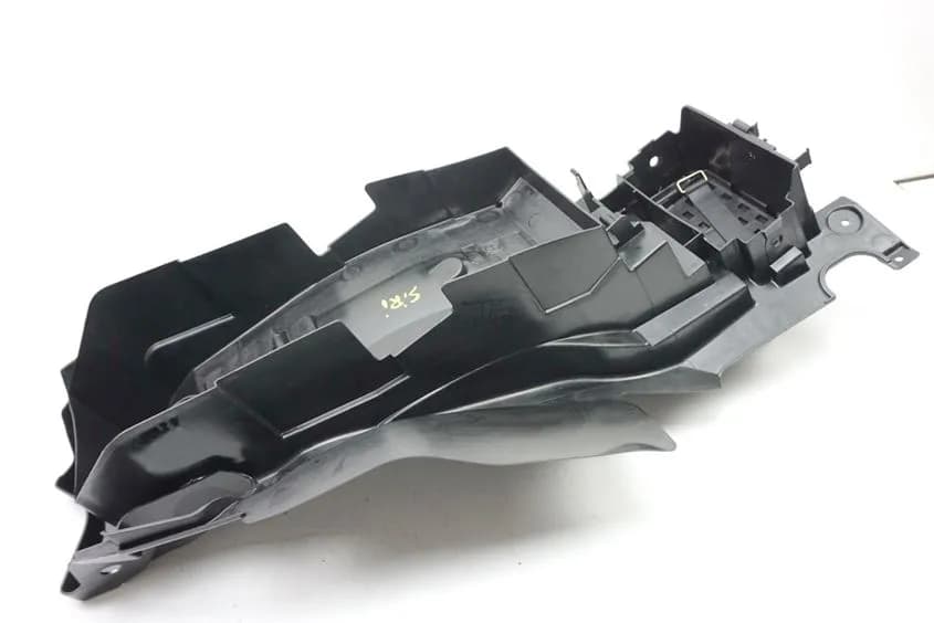 SUZUKI DL 650 V-STROM WVB1 KOTFLÜGEL HINTEN RADLAUF BATTERIEKASTEN