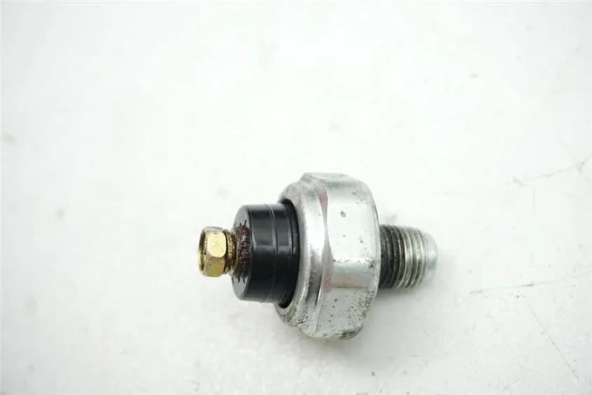 SUZUKI DL 650 V-STROM WVB1 ÖLDRUCKSCHALTER