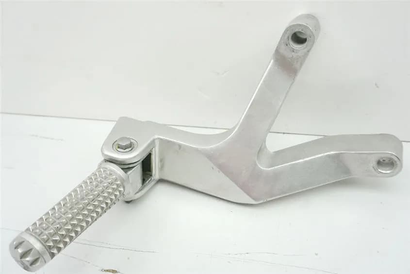 YAMAHA YZF 600 4TV THUNDERCAT FUßRASTENANLAGE SOZIUS LINKS FOOTREST FUßRASTE