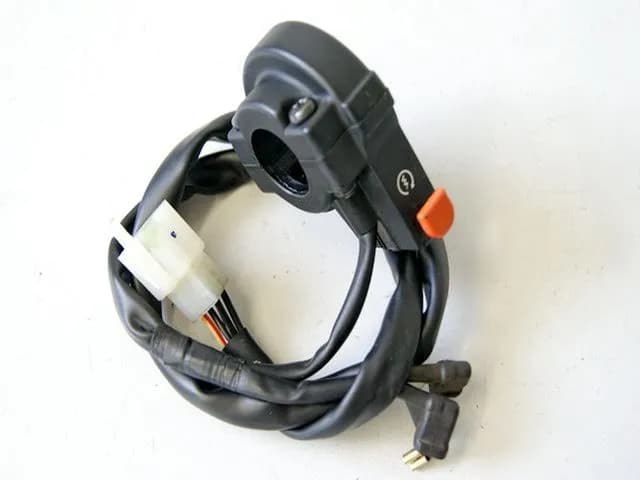 HONDA CBR 125 R JC39 LENKERSCHALTER RECHTS SCHALTER