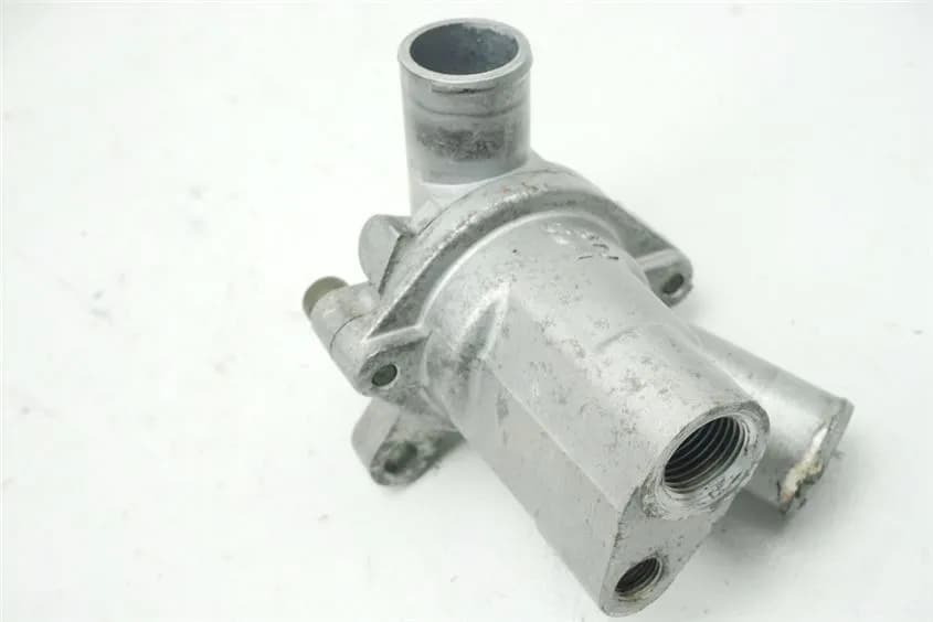 YAMAHA YZF 600 4TV THUNDERCAT THERMOSTAT GEHÄUSE