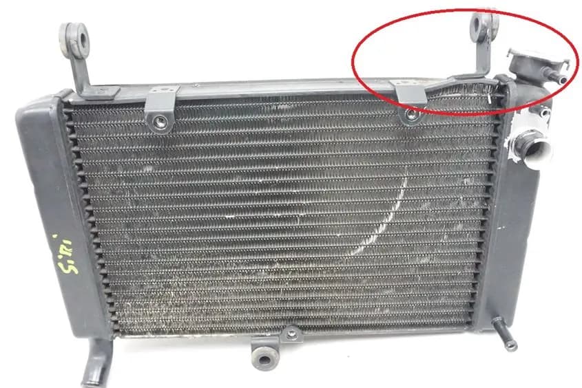 YAMAHA YZF 600 4TV THUNDERCAT KÜHLER WASSERKÜHLER WATER COOLER