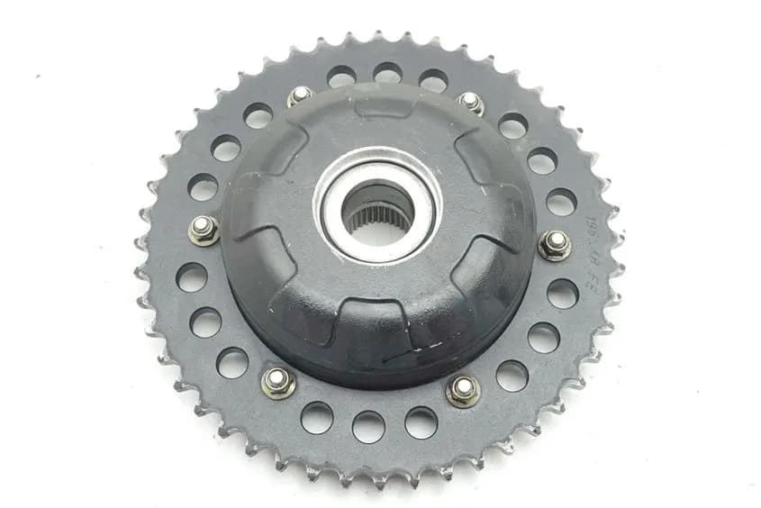 TRIUMPH SPEED TRIPLE 885 i T509 KETTENRADTRÄGER AUFNAHME NABE SCHWINGE