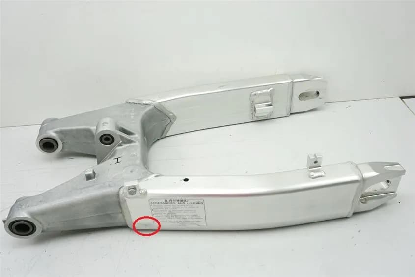 HONDA CBR 600 PC35 SCHWINGE I SWINGARM