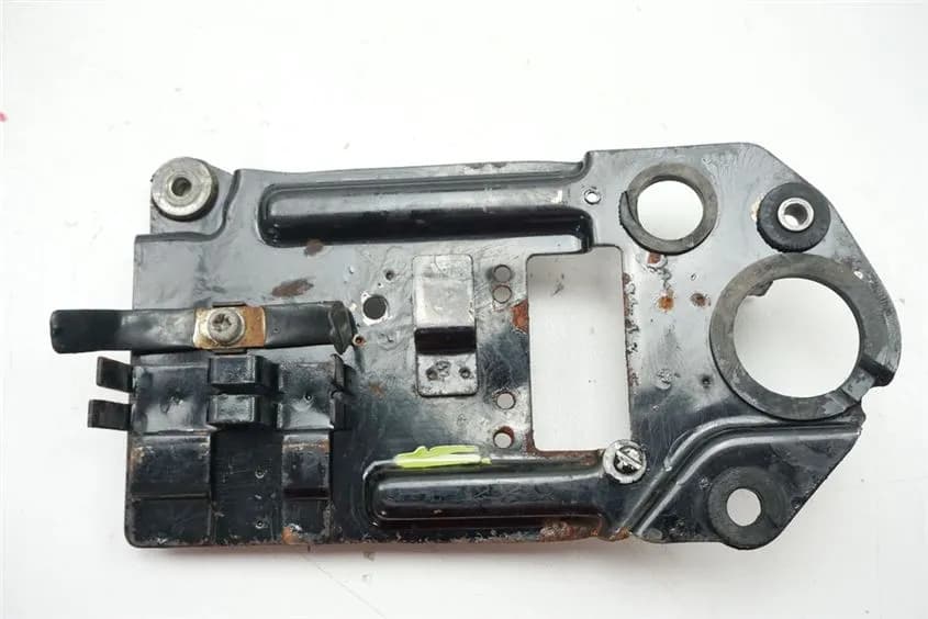 KAWASAKI KZ 750 B HALTERUNG RELAIS TRÄGER HALTER