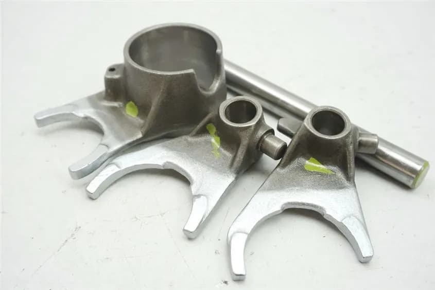 KAWASAKI ZR 750 C ZEPHYR SCHALTKLAUEN SCHALTGABELN GETRIEBE