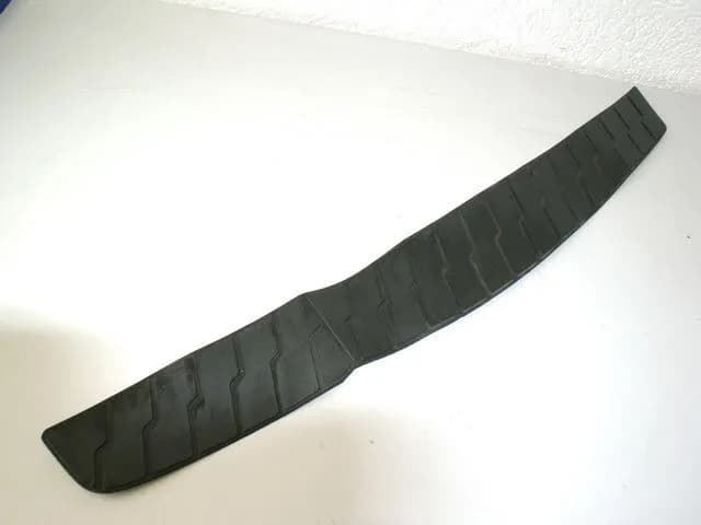 HONDA FES 125 JF05 PANTHEON TRITTGUMMI RECHTS BODENMATTE