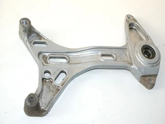 HONDA FES 125 JF05 PANTHEON SCHWINGE SWINGARM