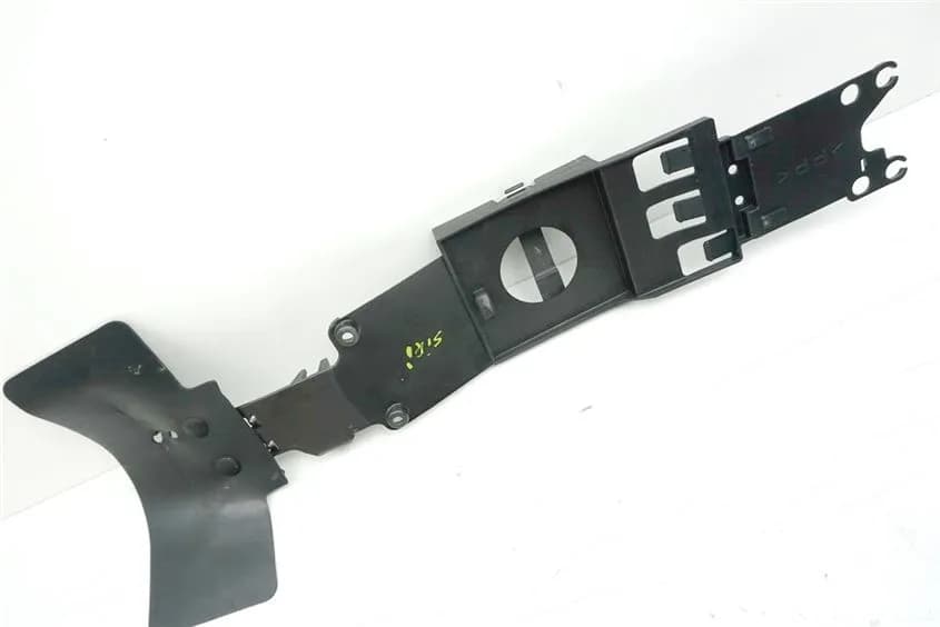 YAMAHA MT01 RP18 HECKINNENVERKLEIDUNG KOTFLÜGEL SPRITZSCHUTZ ABDECKUNG