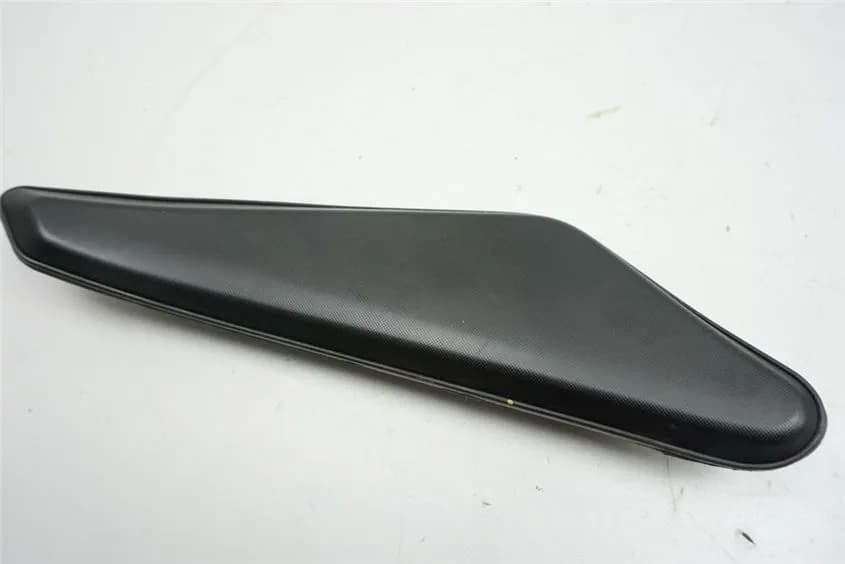 YAMAHA MT01 RP18 ABDECKUNG RAHMEN RECHTS COVER DECKEL VERKLEIDUNG