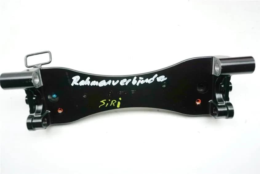 YAMAHA MT01 RP18 RAHMEN STREBE VERBINDER STÜTZE FRAME