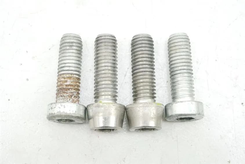 APRILIA RSV 1000 RR ZD4RR SCHRAUBEN HECKRAHMEN SCREWS