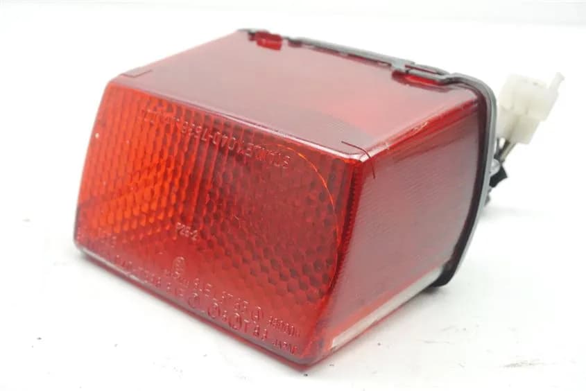 SUZUKI GS 500 E GM51B RÜCKLICHT TAIL LIGHT REAR