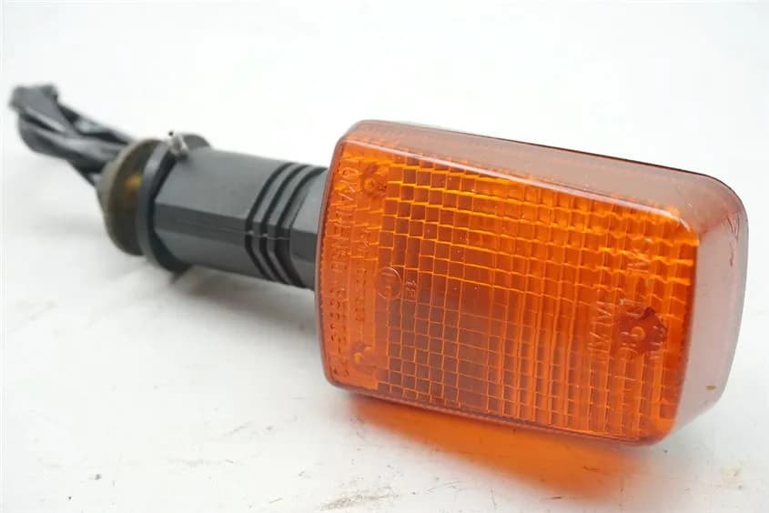 SUZUKI GS 500 E GM51B BLINKER RECHTS HINTEN TURN SIGNAL