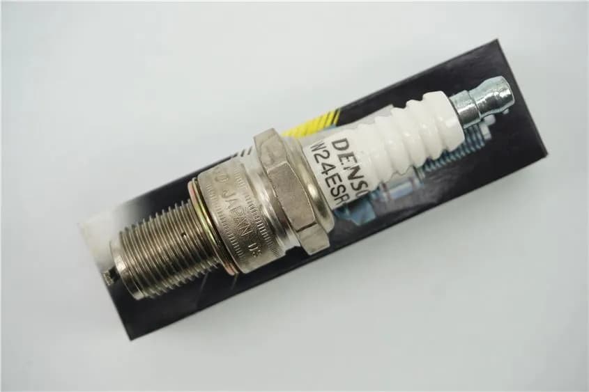 ZÜNDKERZE DENSO - W24ESR-U